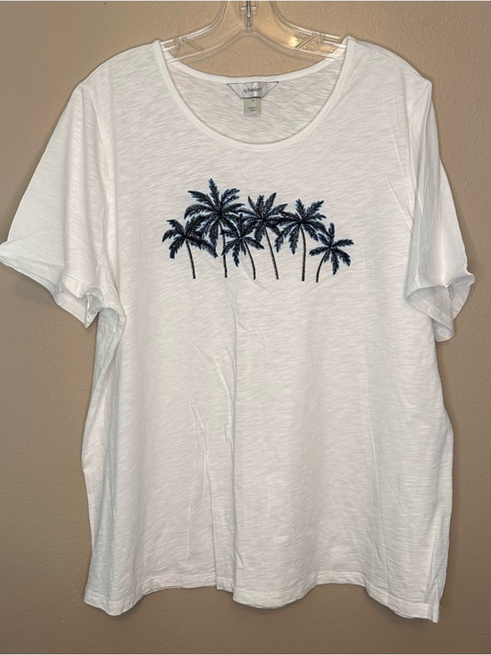 CJ Banks Tops - CJ Banks White Scoop Neck Slub Knit Top Embroidered Palm Trees
